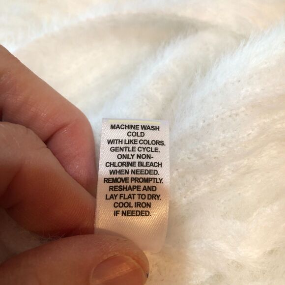 Cato Size 22 24 White Tie Front Open Crop Cozy Fuzzy Eyelash Cardigan Sweater - Picture 8 of 8